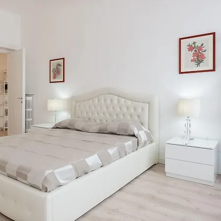 San Pietro Roomy Flat