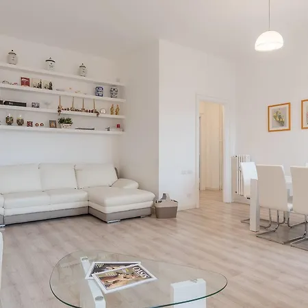 San Pietro Roomy Flat 公寓 罗马