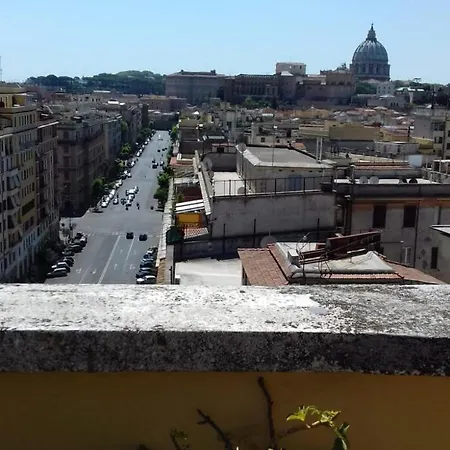 San Pietro Roomy Flat *