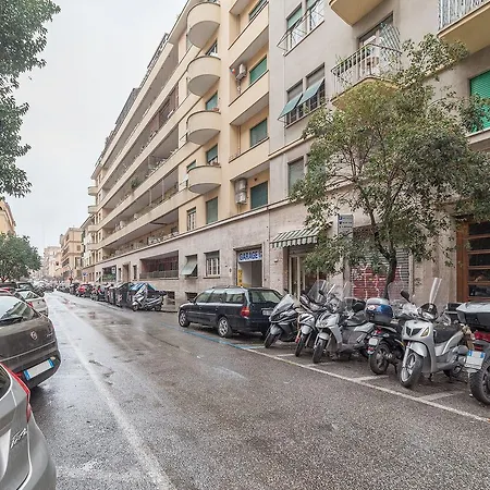 Daire San Pietro Roomy Flat